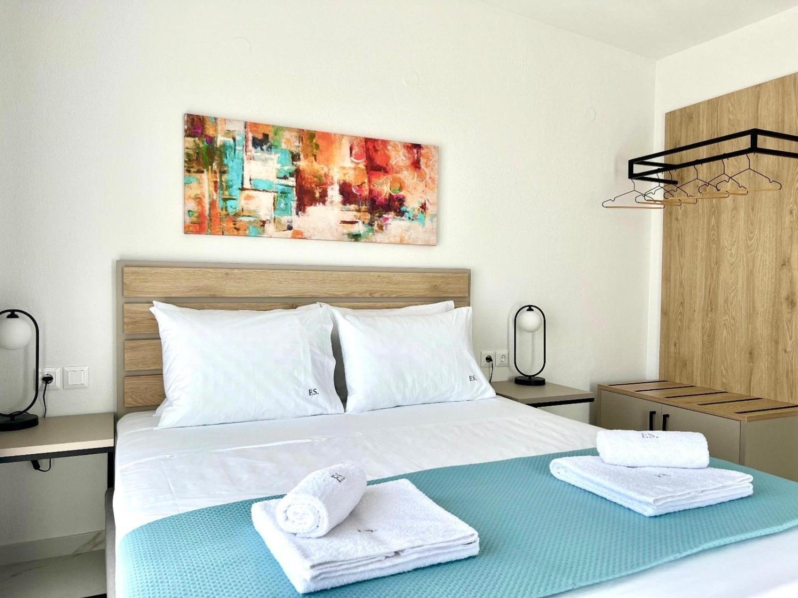 Four Shades Luxury Suites Sarti Exterior foto