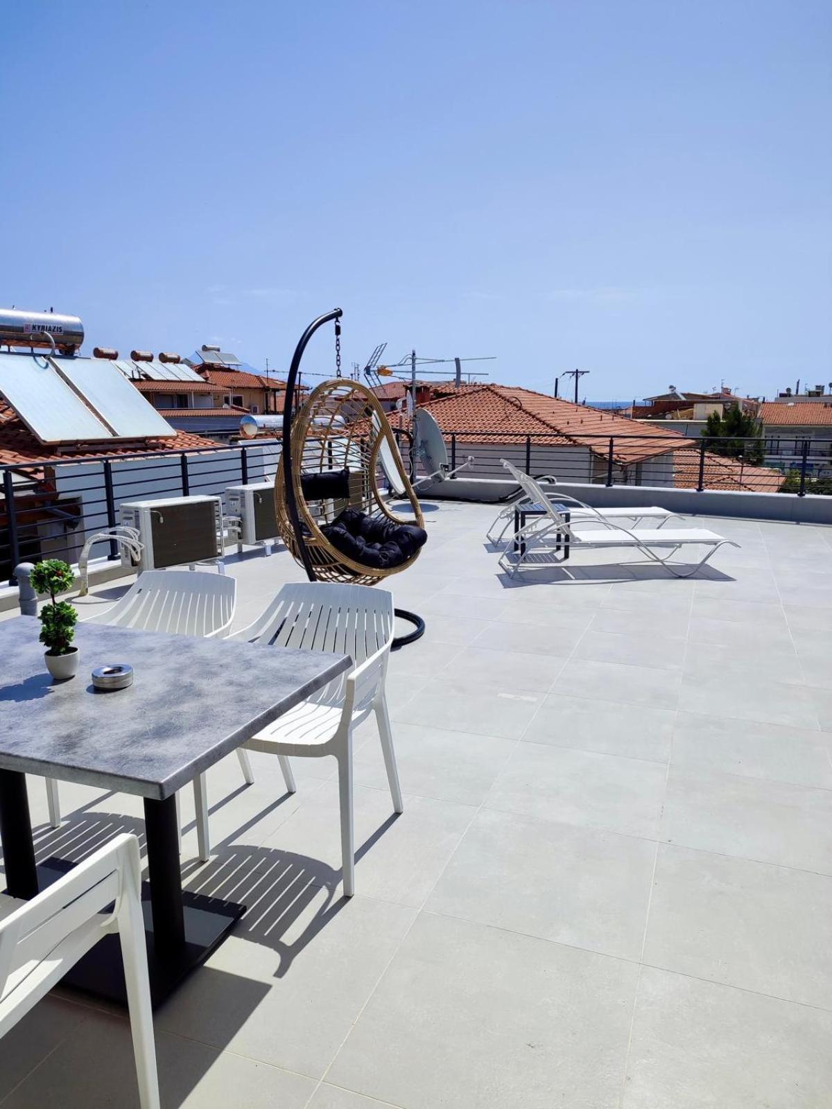 Four Shades Luxury Suites Sarti Exterior foto