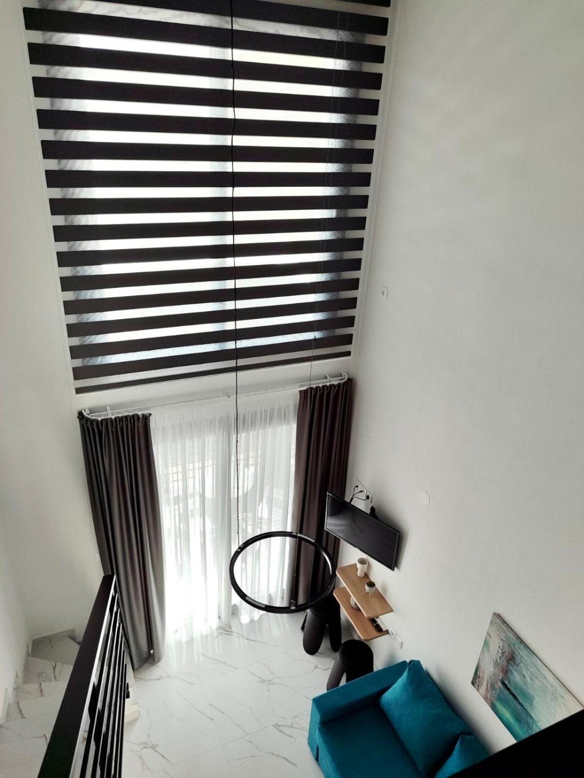 Four Shades Luxury Suites Sarti Exterior foto